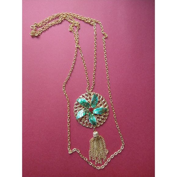 Vintage Gold Tone Holly Multi Strand Necklace Christmas Holiday Estate Jewelry - Picture 1 of 6